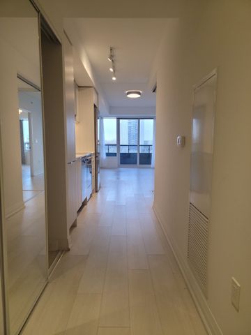 For Lease - 10 Gibbs Road Unit# 425, Toronto, Ontario - Photo 4