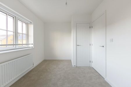 2 bedroom semi-detached house to rent - Photo 5