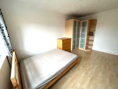 22 Bodmin Grove, Nechells, Birmingham B7 4PG - Photo 3