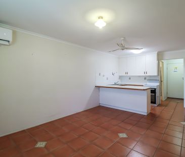 EASY LIVING IN SOUTH GLADSTONE - Photo 5