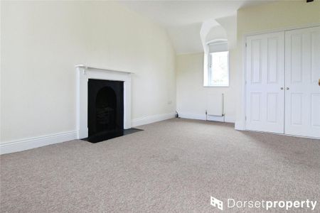 4 bedroom detached house to rent - Photo 3