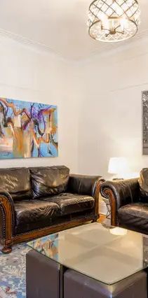 Outremont - 5 Bedrooms FURNISHED-ALL INC - Photo 1