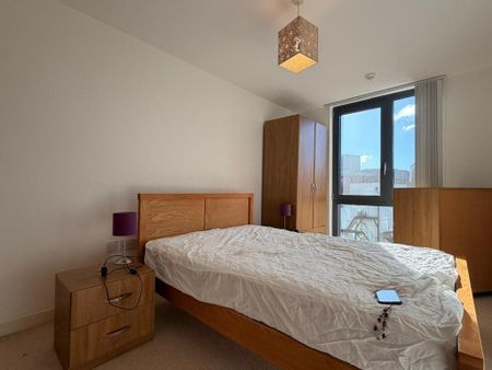 2 bedroom apartment to rent - Photo 3