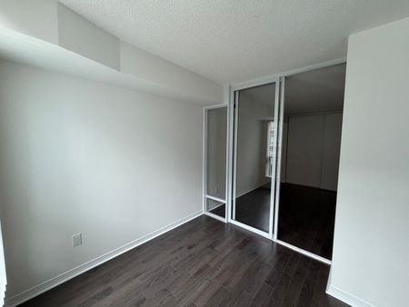 For Lease - 942 Yonge Street Unit# 320, Toronto, Ontario - Photo 5
