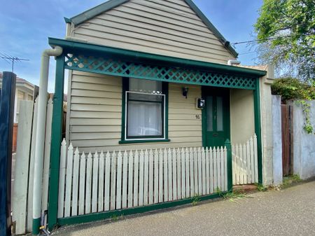 HOME IN THE HEART OF RICHMOND - Photo 5