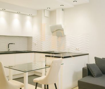 Metro Imielin | Garaż | Klimatyzacja - Zdjęcie 5