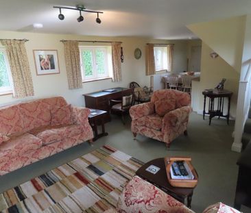 2 bedroom detached house to rent - Photo 2