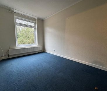3 bedroom detached house to rent - Photo 3
