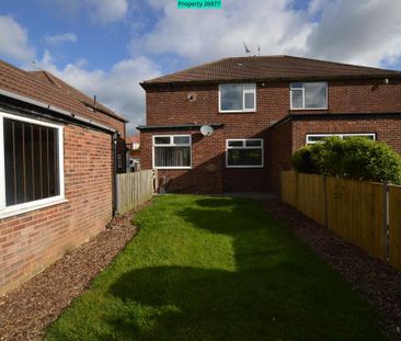 3 bedroom semi-detached house to rent - Photo 2