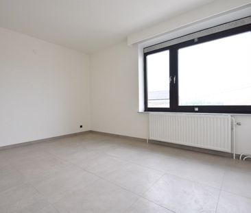 Netjes gerenoveerd appartement met drie slaapkamers + garage + stan... - Photo 6