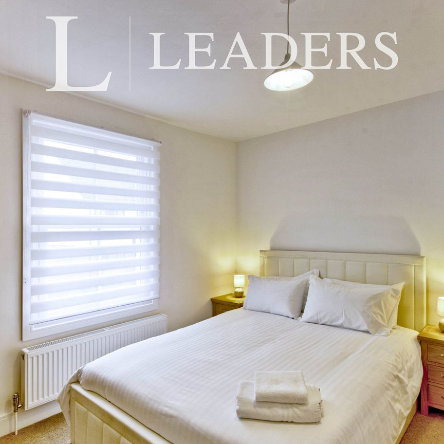 1 bedroom property to rent Queen Street, Warley, Brentwood, Essex, CM14 - Photo 1