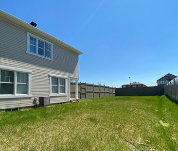 For Lease - 100 Cranesbill Road, Kanata, Ontario - Photo 5