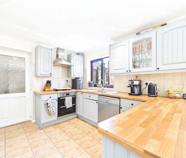 College Piece, Mortimer, Reading, Berkshire, RG7 - Photo 6