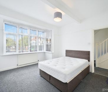 3 bedroom terraced house to rent - Photo 4