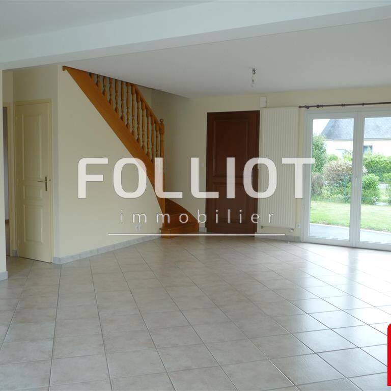 Maison T5 � louer - SAINT SAUVEUR DES LANDES - Photo 1