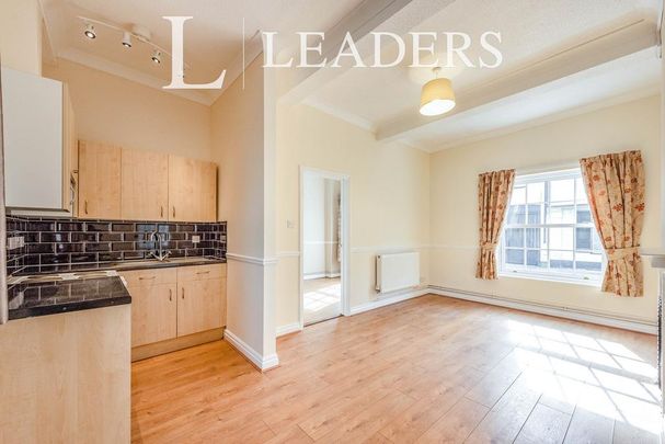 1 bedroom flat to rent - Photo 1