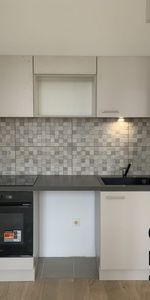 T2 + DEUX PARKINGS - Photo 3