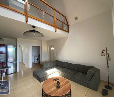 Location Appartement 3 pièces 72m² ST PIERRE 97410 - Photo 2