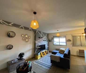 Location Appartement 1 pièce 30m² VAULX EN VELIN 69120 - Photo 2