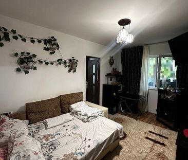 Apartament cu 2 camere, zona Alexandru cel Bun - Photo 3
