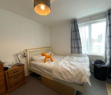 1 bedroom ground floor flat to rent - Photo 2