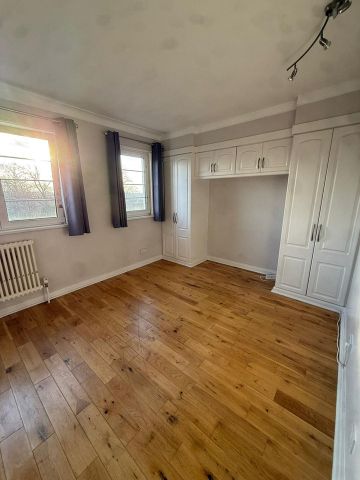 3 Bed Flat, Dorchester Court, SE24 - Photo 3