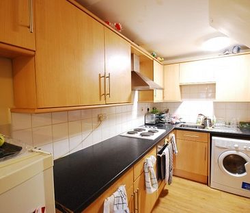 7 Bed - Starbeck Mews, Sandyford - Photo 5