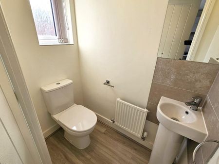 2 bedroom terraced house to rent - Photo 2