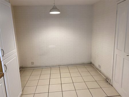 3 Bedroom House To Rent - Photo 3