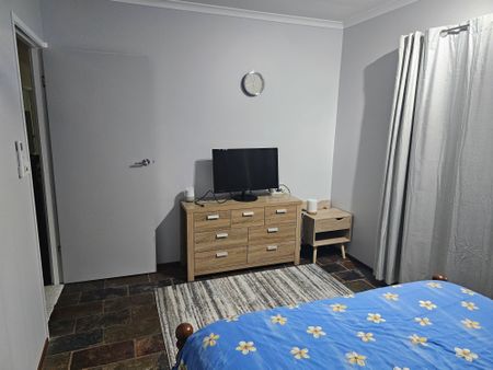 Bentley Park - Photo 3