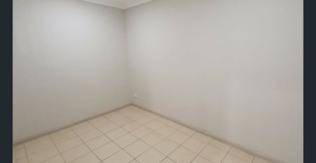 Stunning Granny Flat in Prime Location ! - Photo 2