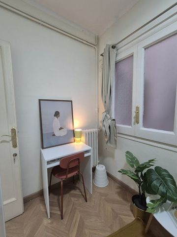 Carrer de Buenos Aires, Barcelona, Catalonia 08029 - Photo 3