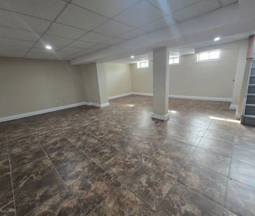 For Lease - 8199 Twenty Road, Hamilton, Ontario - Photo 5