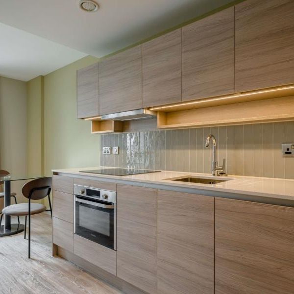 Studio to rent - Photo 1