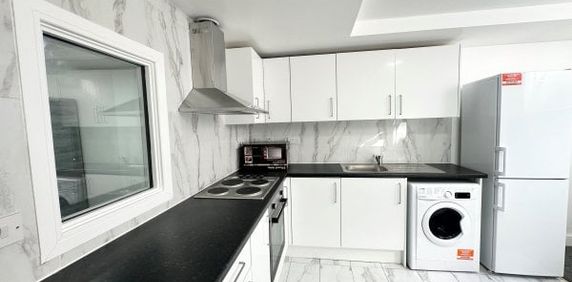 Castle Edge, Nottingham, NG7 - Photo 2