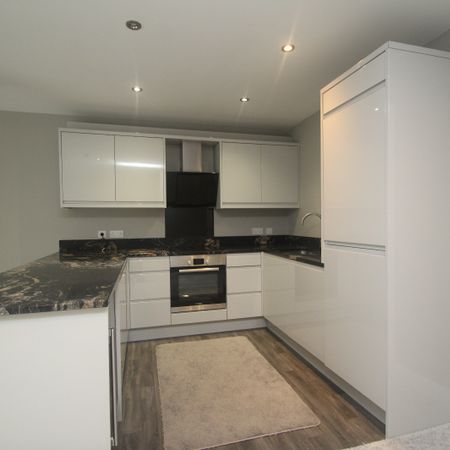 2 bedroom apartment to rent - Photo 3