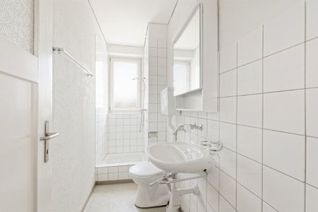 Rent a 2 rooms apartment in Basel - Foto 4