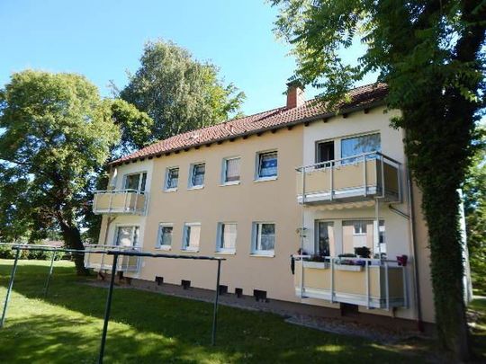 Die gefällt mir: gemütliche 3-Raum-Wohnung mit Sonnenbalkon - Photo 1