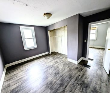 For Lease - 31 Langarth Street, London South, Ontario - Photo 3