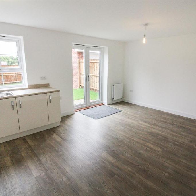 4 bedroom detached house to rent - Photo 1