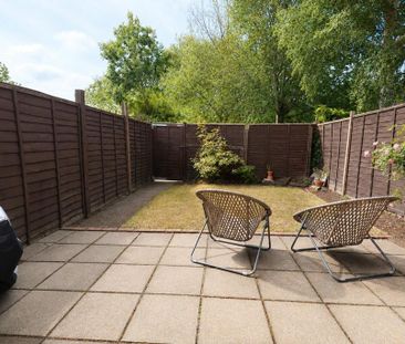 2 bedroom semi-detached house to rent - Photo 4