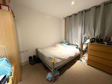 Available July! | Fully Furnished | Balcony | Two Double Bedroom | Two Bathroom | Amazing City Centre Location - Photo 2