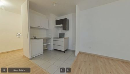 Location Appartement 2 pièces 51m² LE PLESSIS TREVISE 94420 - Photo 3