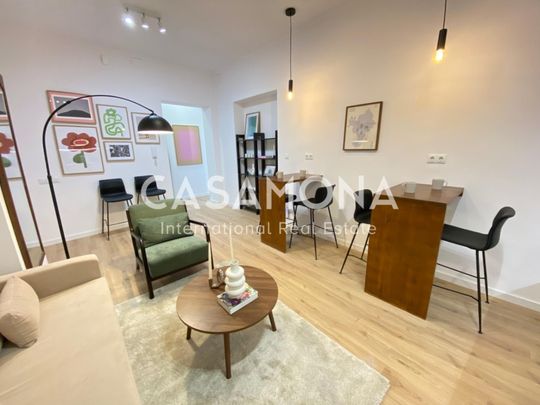 Co-Living Room With Private Bathroom Perfectly Located on La Rambla - Photo 1