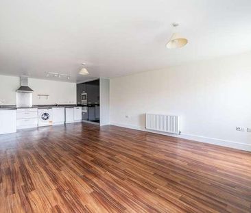 Kingsquarter, Maidenhead, SL6 - Photo 1