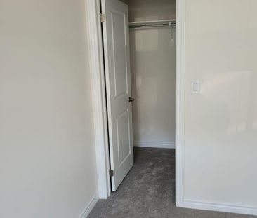 For Lease - 70 Halliford Place Unit# 404, Brampton, Ontario - Photo 4