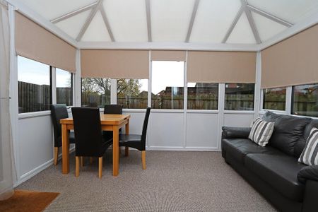 2 bedroom link detached house to rent - Photo 4