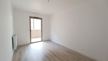location Appartement T2 DE 43.3m² À BORDEAUX - Photo 3