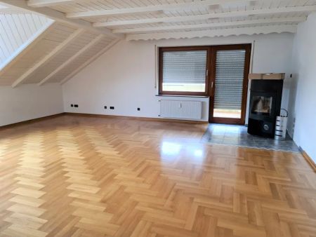 Schöne, helle 3-Zi-Wohnung mit Specksteinofen und großem Balkon - Foto 3