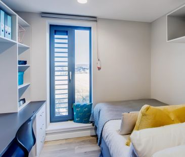 Gold Two Bed En Suite - Photo 3